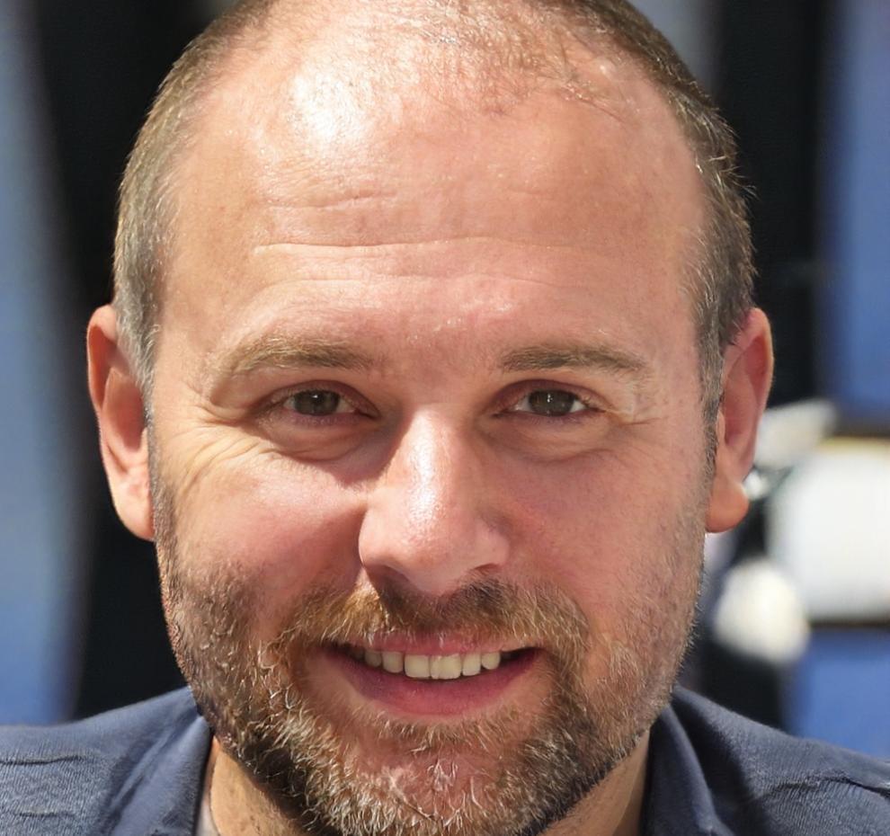 Jasper Thornfield financial analysis instructor